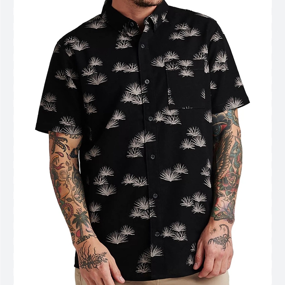 Men’s Roark Black Agave Scholar Short Sleeve Woven Button Down Shirt Size L